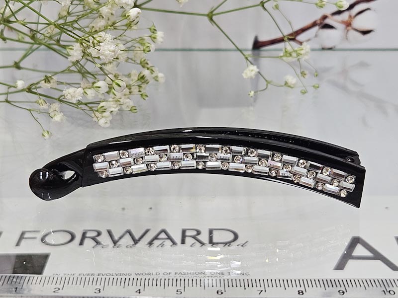 Заколка 1866005500384: цена 295 рублей.