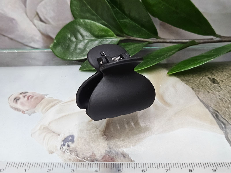 Заколка 1833001600325: цена 60 рублей.