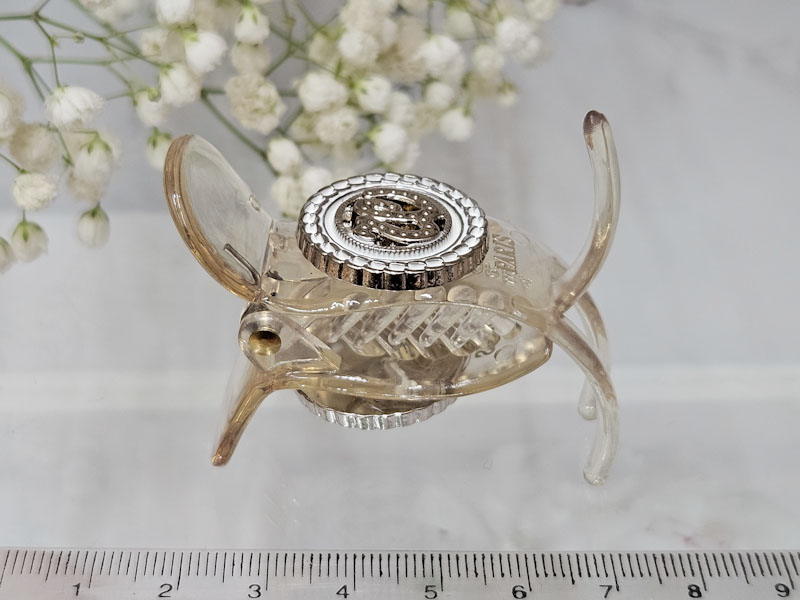 Заколка 1039001600550: цена 280 рублей.