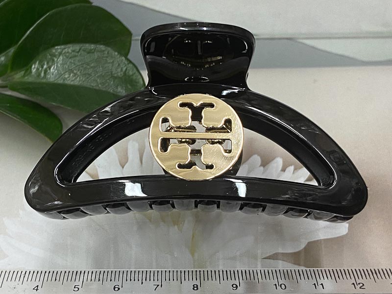 Заколка 2151005500175: цена 330 рублей.