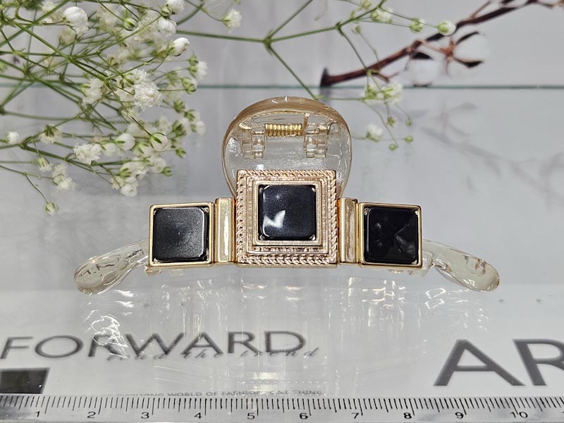 Заколка 1915005500396: цена 460 рублей.