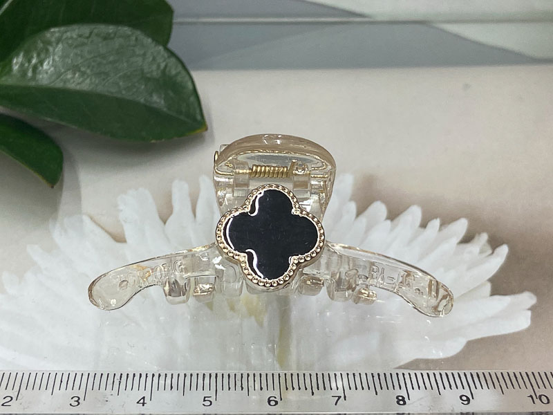 Заколка 2151005500120: цена 200 рублей.