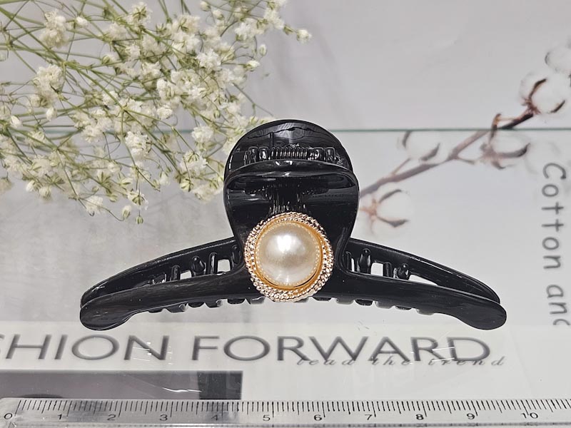 Заколка 1025005500361: цена 230 рублей.