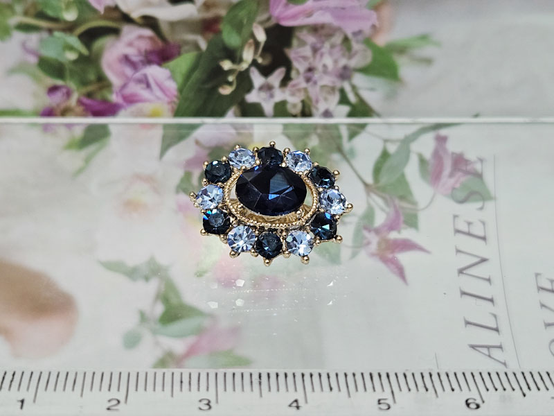 Брошь 1720006500210: цена 200 рублей.