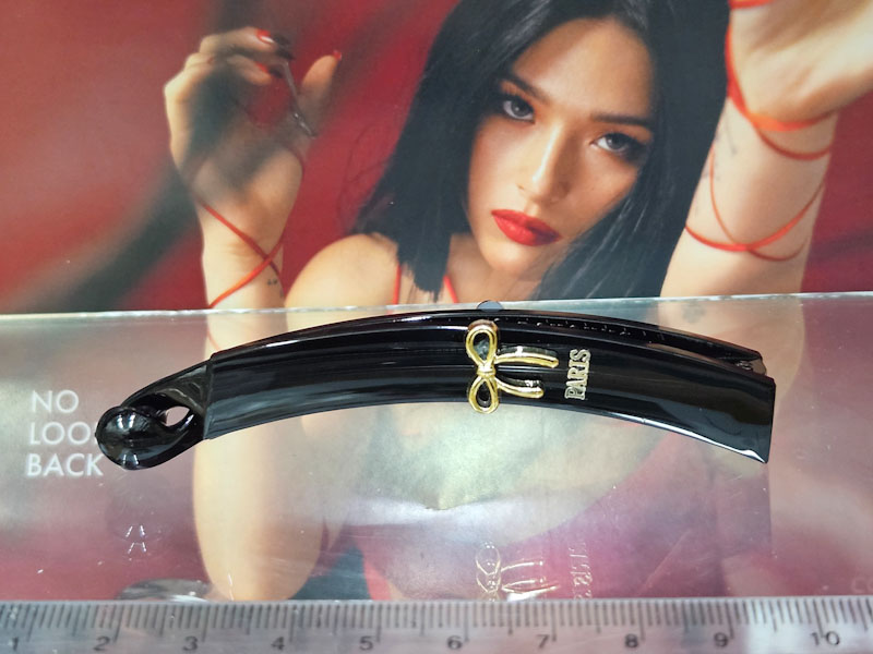 Заколка 1039005500399: цена 250 рублей.