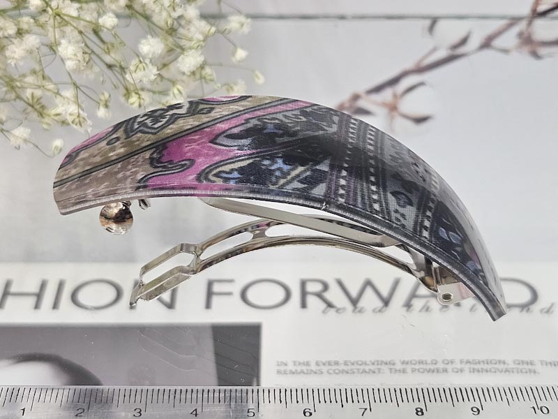 Заколка 1072005500020: цена 165 рублей.