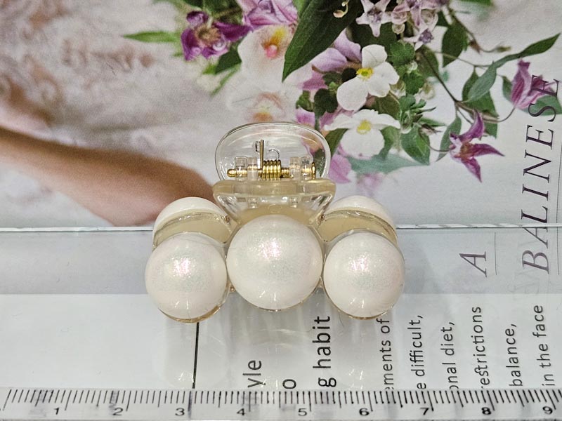 Заколка 1085001600113: цена 215 рублей.