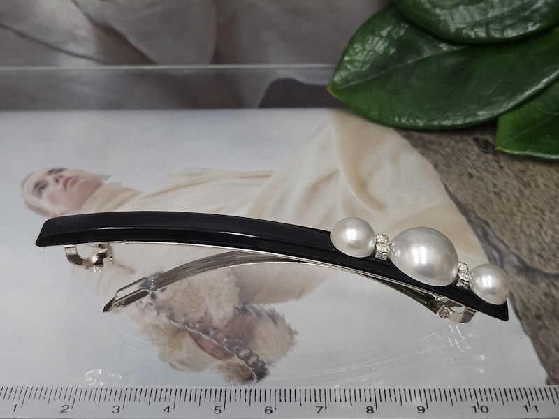 Заколка 1103005500540: цена 150 рублей.