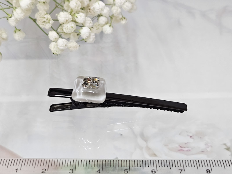 Заколка 2151001600220: цена 200 рублей.