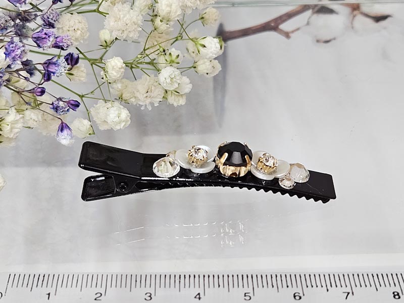 Заколка 1866001600354: цена 165 рублей.