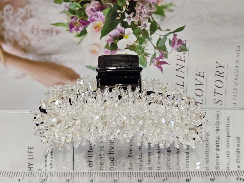 Заколка 1860001600109: цена 1475 рублей.