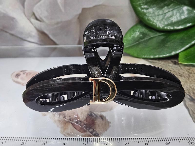 Заколка 1045001600131: цена 295 рублей.