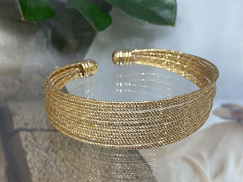 Браслет 1197006500104 Браслет 1197006500104: цена 410 рублей.