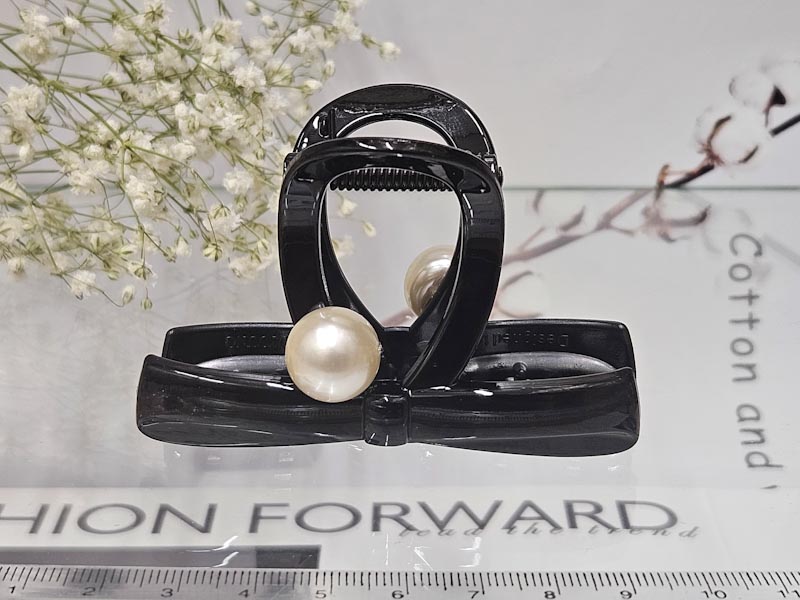 Заколка 1031005500577: цена 250 рублей.