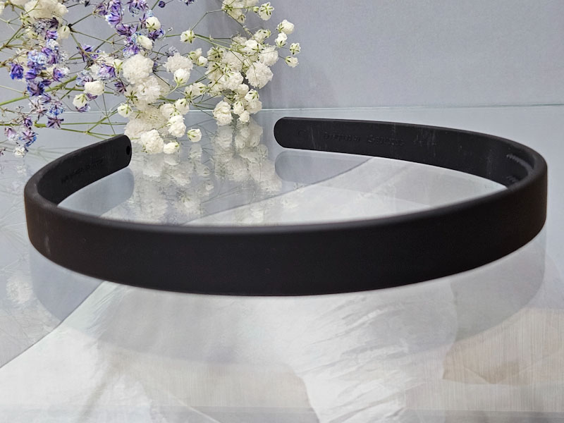 Ободок 1833001600288: цена 70 рублей.