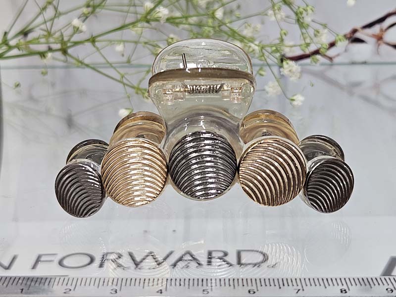 Заколка 1915001600991: цена 410 рублей.