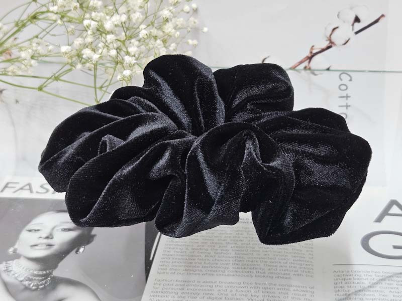 Резинка 2036001600527: цена 250 рублей.