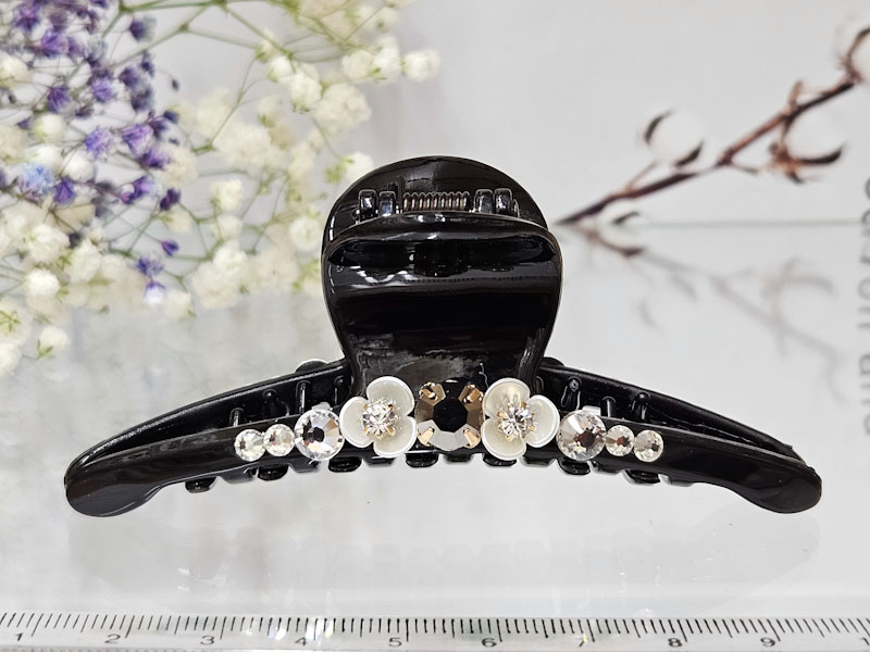 Заколка 1866001600545: цена 295 рублей.